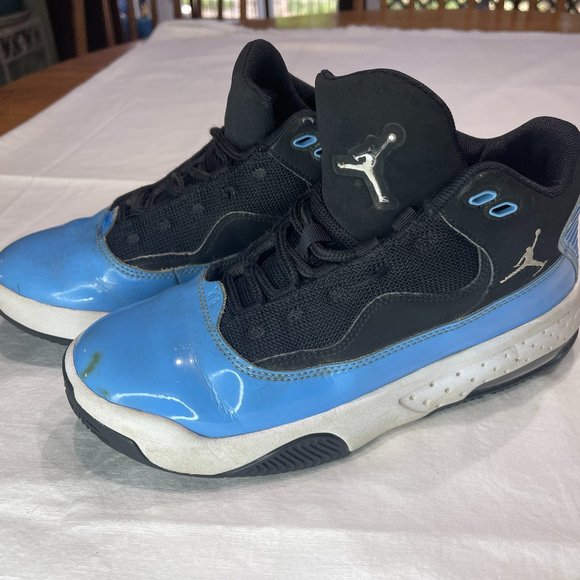 45y Nike | Shoes | Air Jordan Max Aura 2 Boys 45y | Poshmark